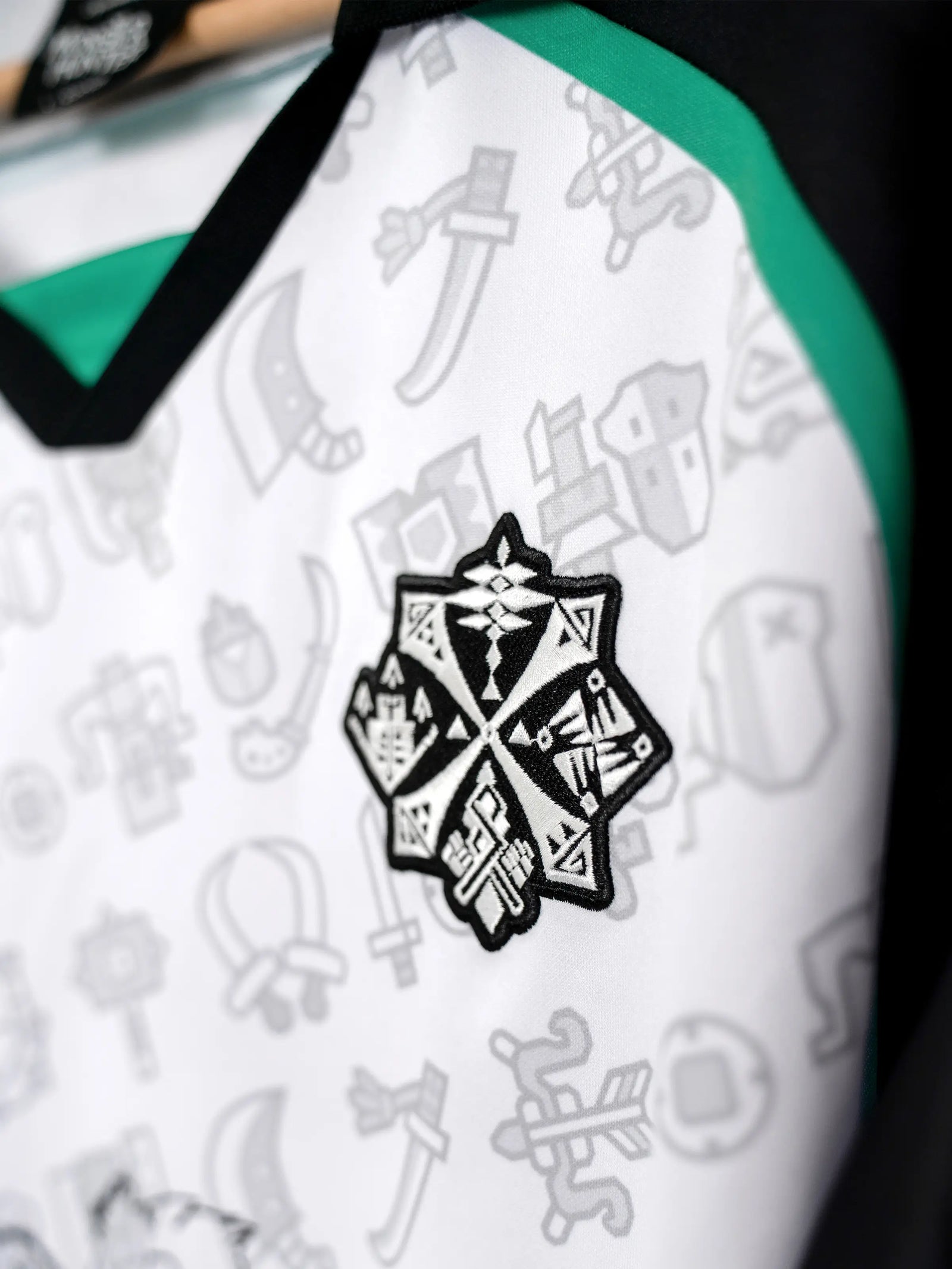 Monster Hunter Jersey - Weapons
