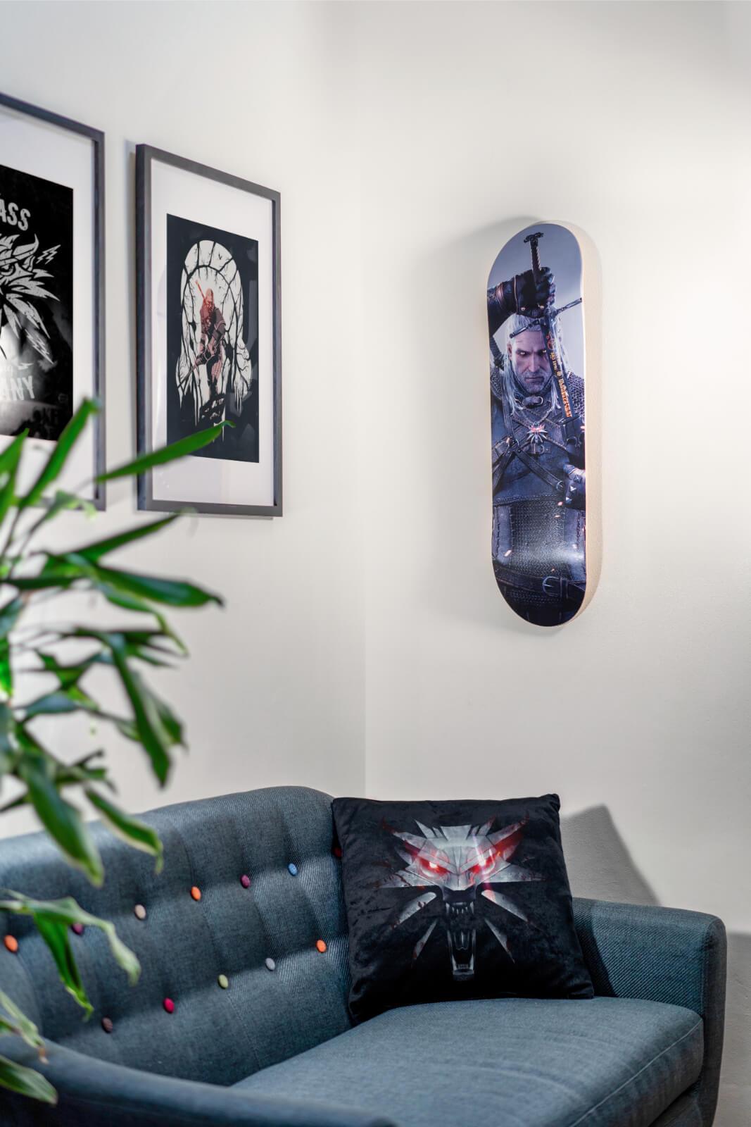 The Witcher Geralt Icon Skateboard Deck - Dyenamik